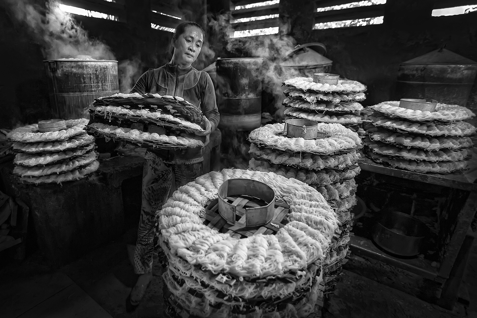 Golden Dragon Photo Award - Tan Tong Toon (Malaysia) - Vermicelli_Maker